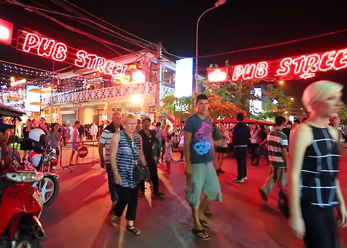 Hotel Montra Nivesha Siem Reap
