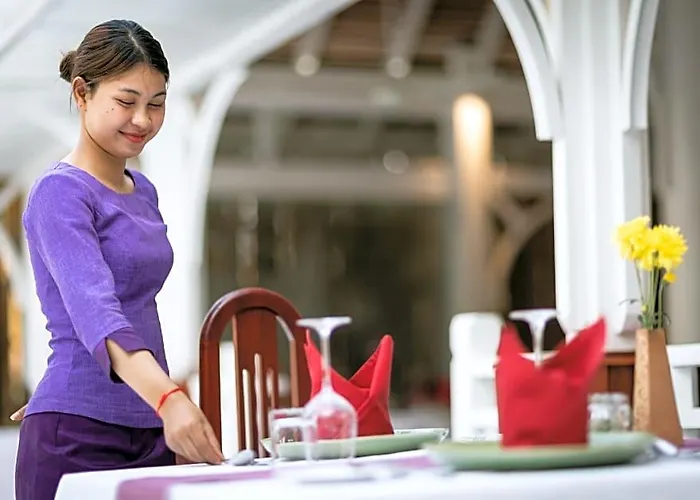 Hotel Montra Nivesha Siem Reap