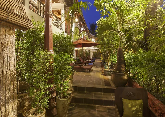 Hotel Montra Nivesha Siem Reap